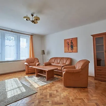아파트 Apartman Na Ticheho
